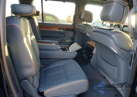 2022 Jeep Grand Wagoneer Series Ii из США, поврежденный, VIN 1C4SJVFJ2NS101815